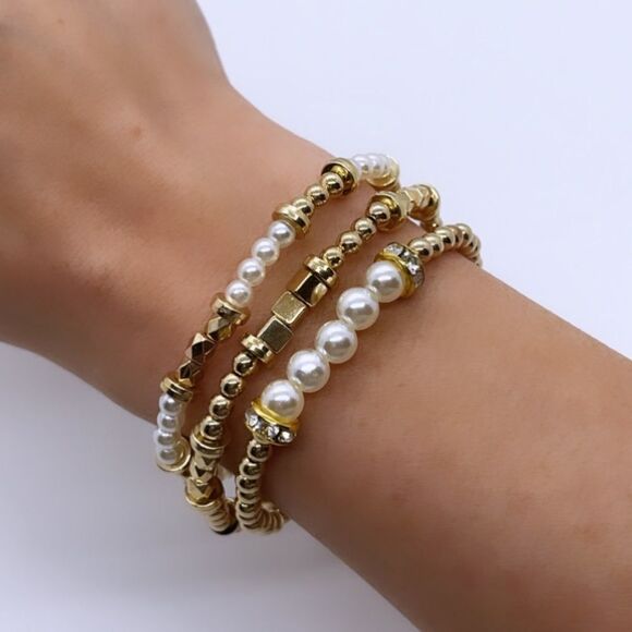NWT Wool + Pepper Co. Gold & Pearl Bracelet Stack - Picture 2 of 4